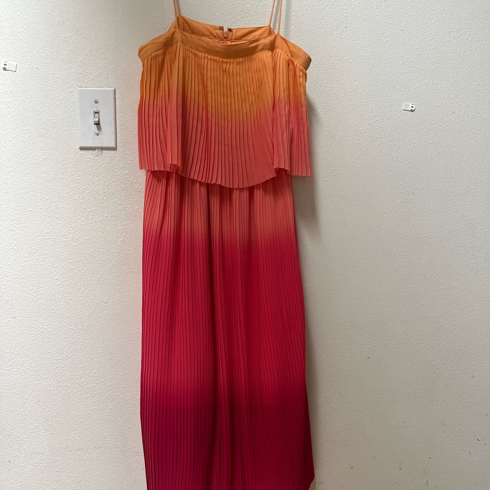 Leith Orange Pleated Midi Dress - Picture 2 of 8